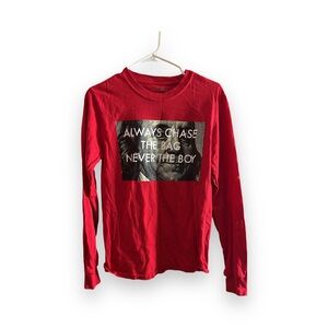 Long-sleeved graphic shirt | Size: small